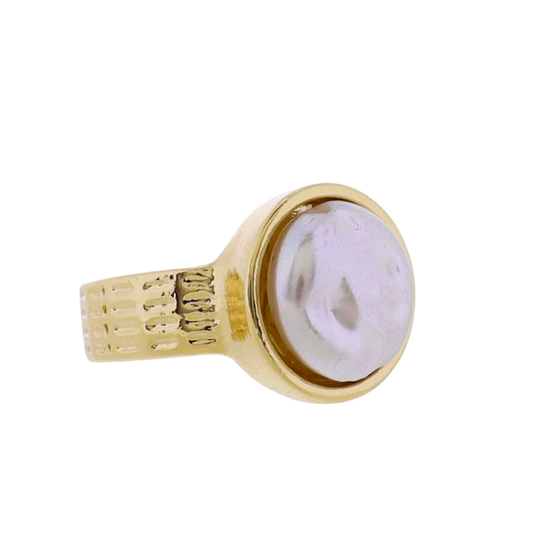 18k Gold Plated Line Textured Ring with White Circle Pearl